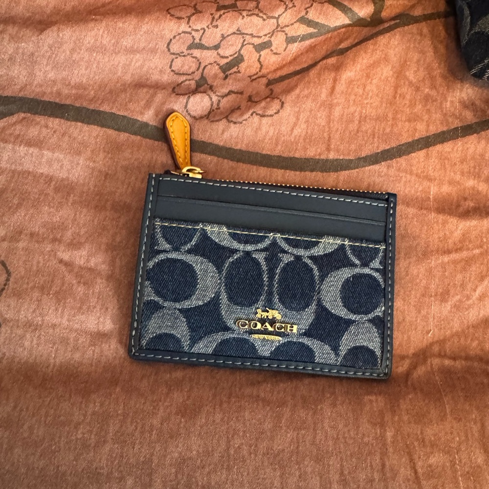 Coach Navy and Tan Card Holder
